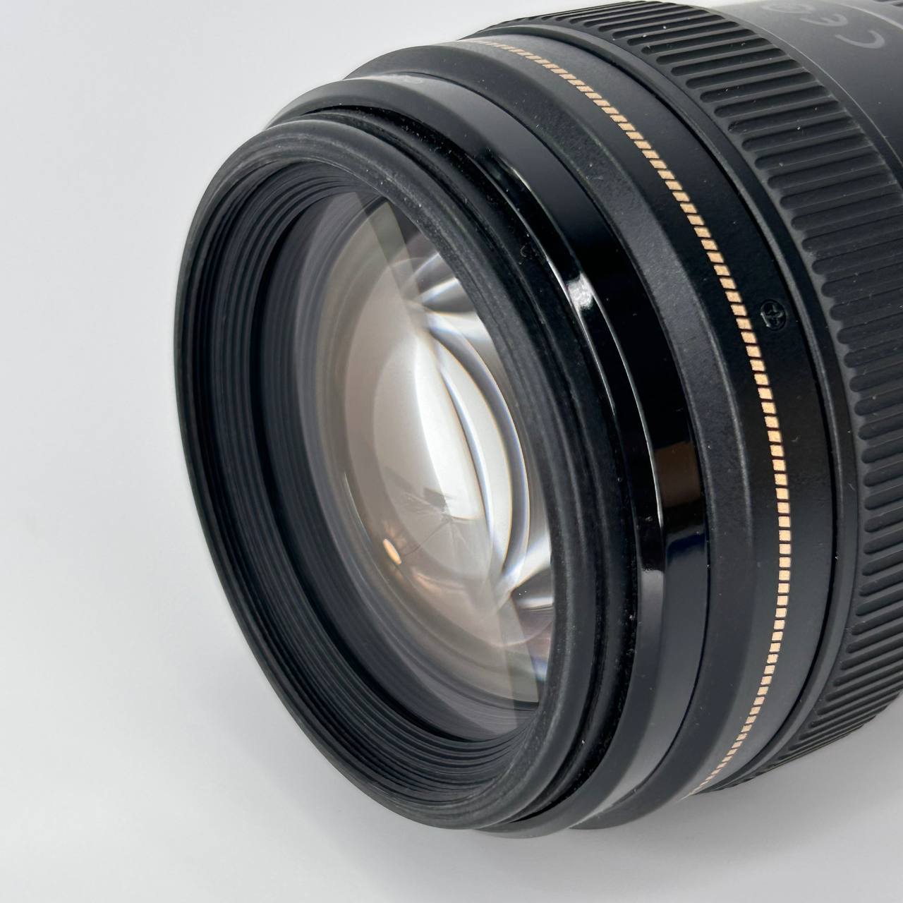 Canon EF 85mm f/1.8 USM