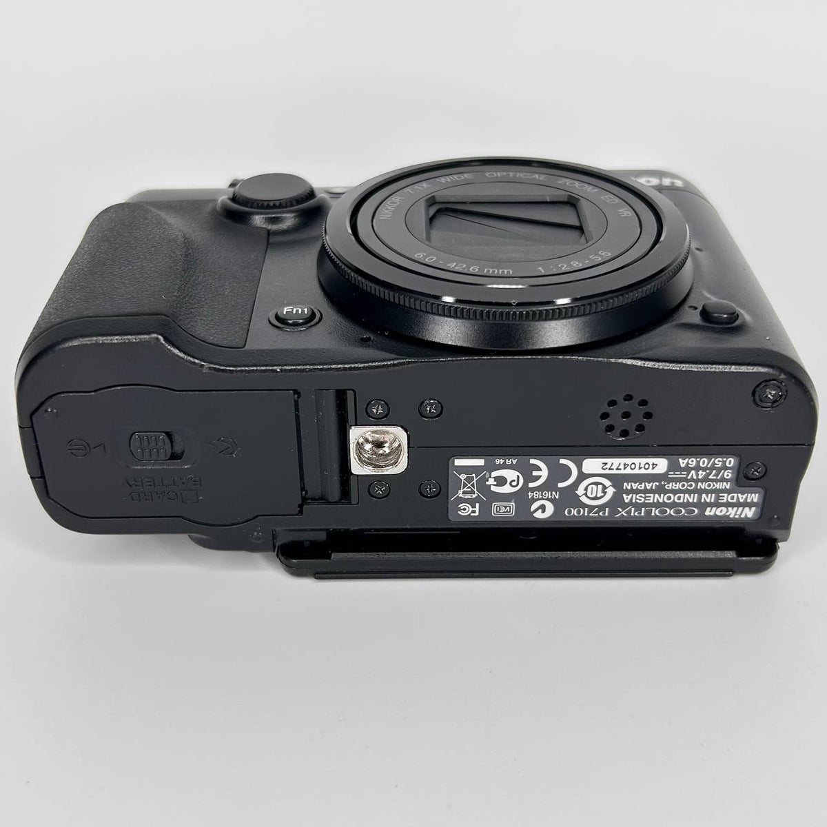 Nikon Coolpix P7800