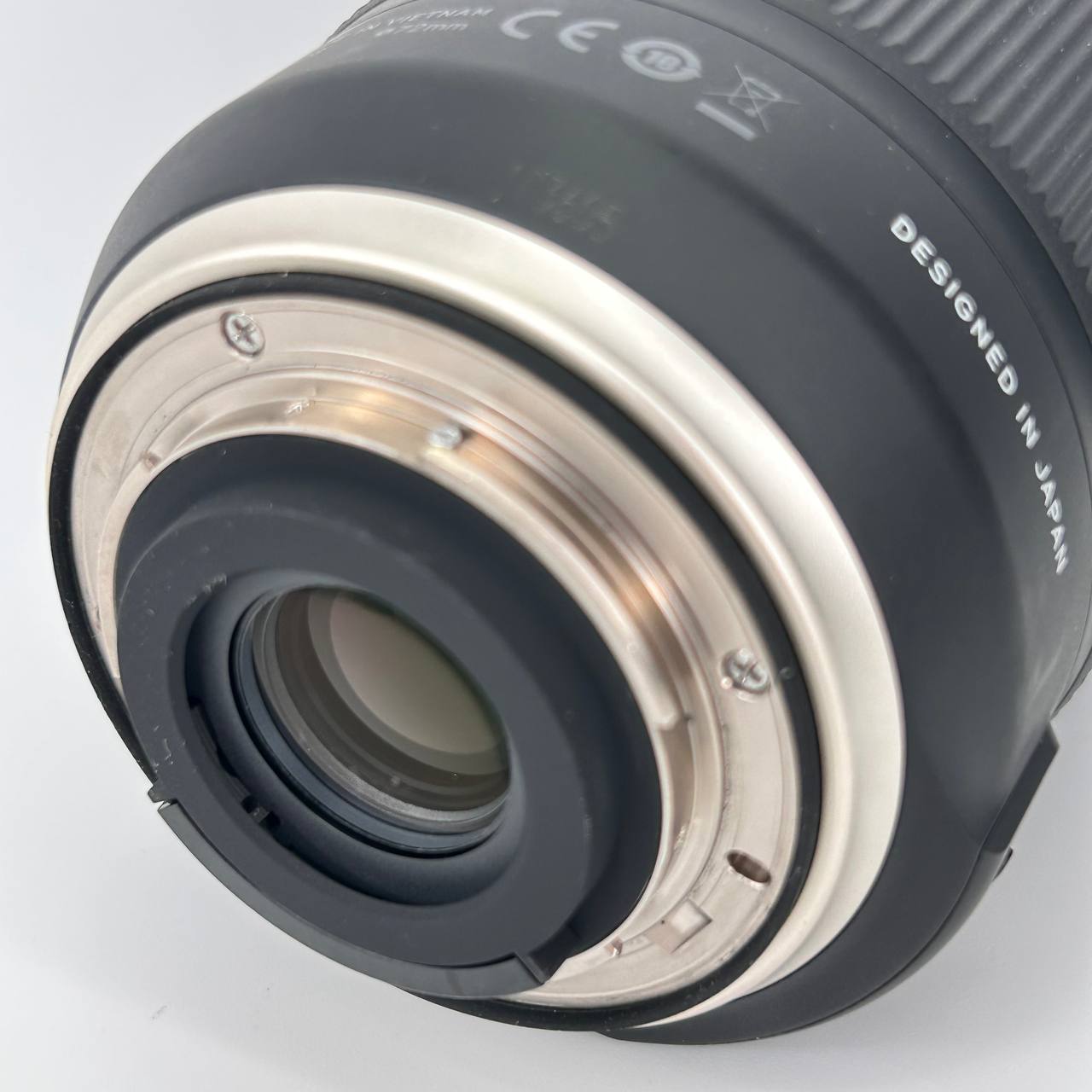 Tamron 18-400mm f/3.5-6.3 Di II VC HLD - Attacco Nikon