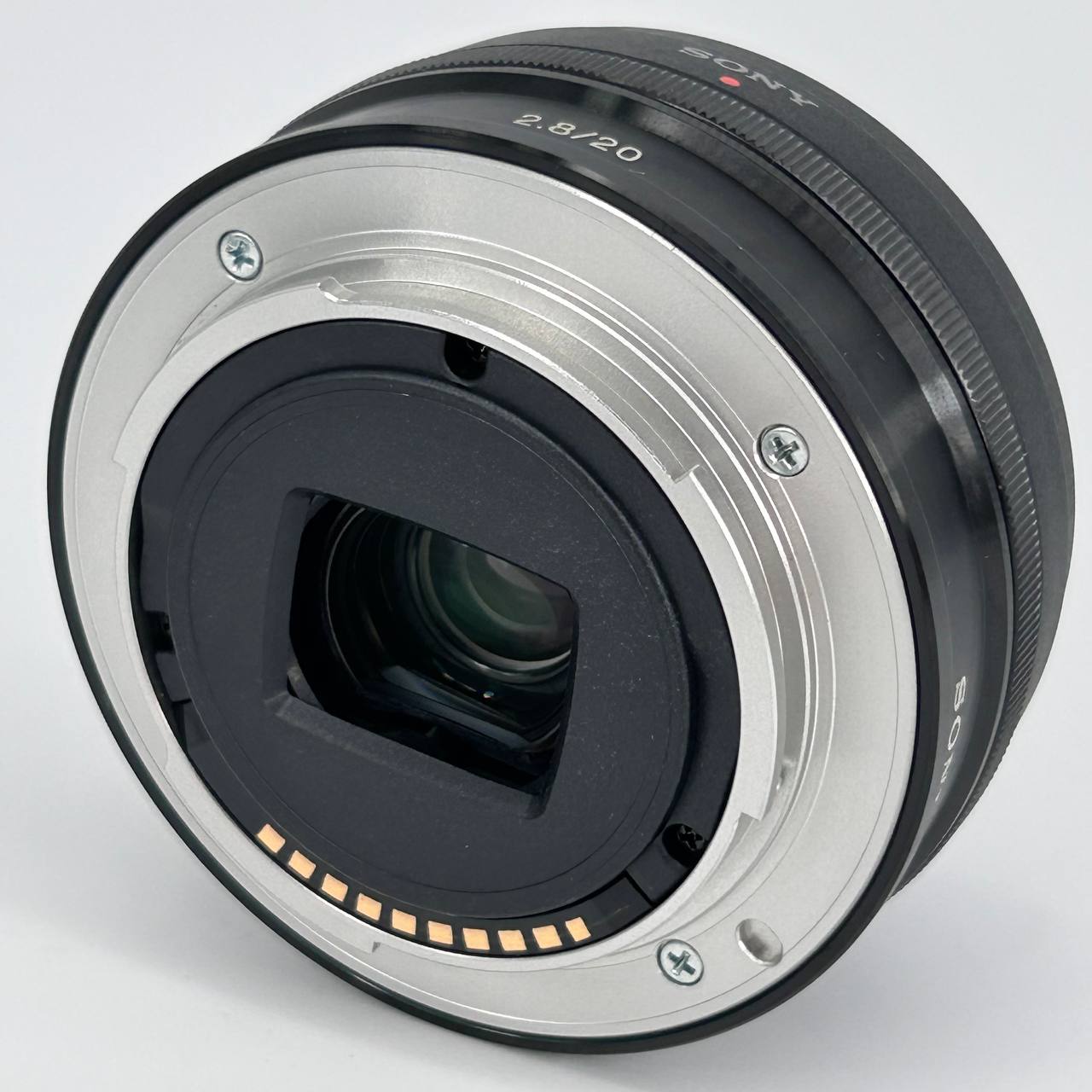 Sony E 20mm f/2.8