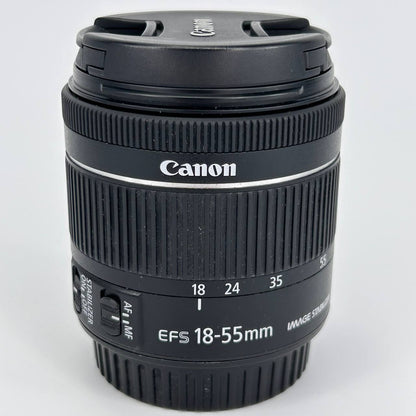 Canon EOS 200D + Obiettivo EF-S 18-55mm f/4-5.6 IS STM Kit