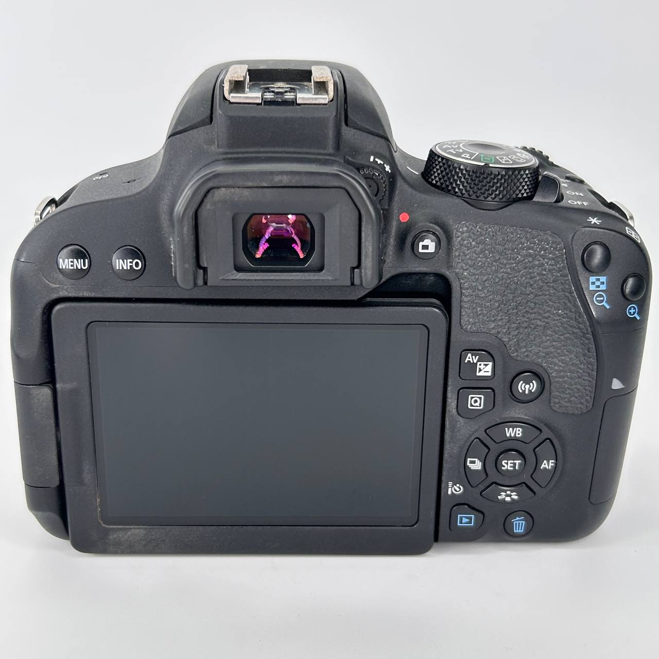 Canon EOS 800D