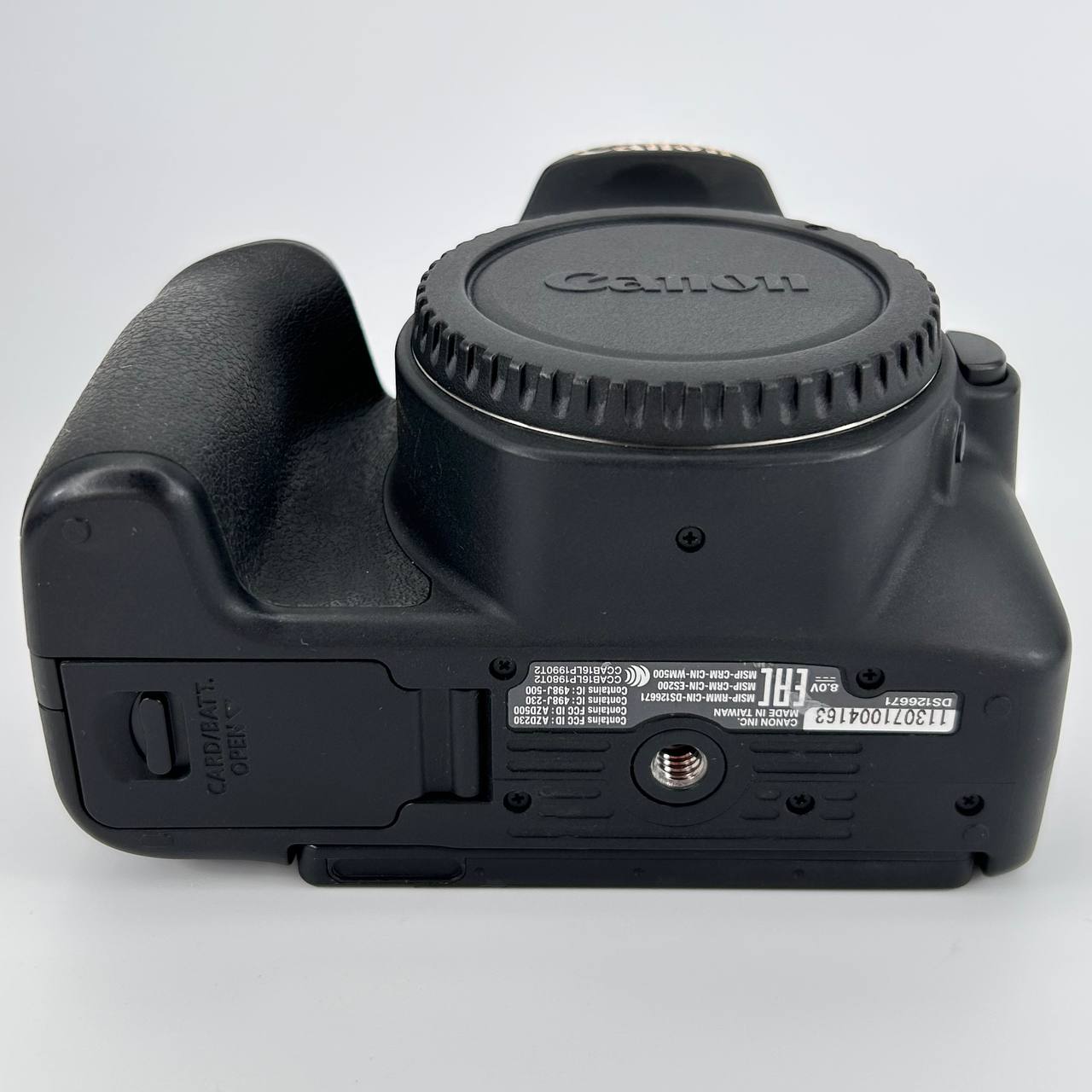 Canon EOS 200D + Obiettivo EF-S 18-55mm f/4-5.6 IS STM Kit