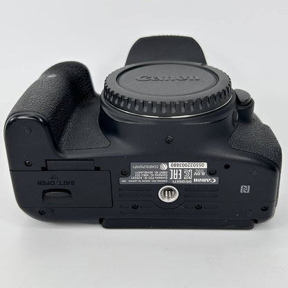 Canon EOS 750D