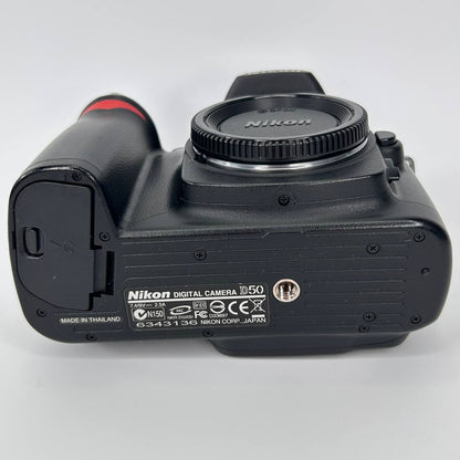 Nikon D50