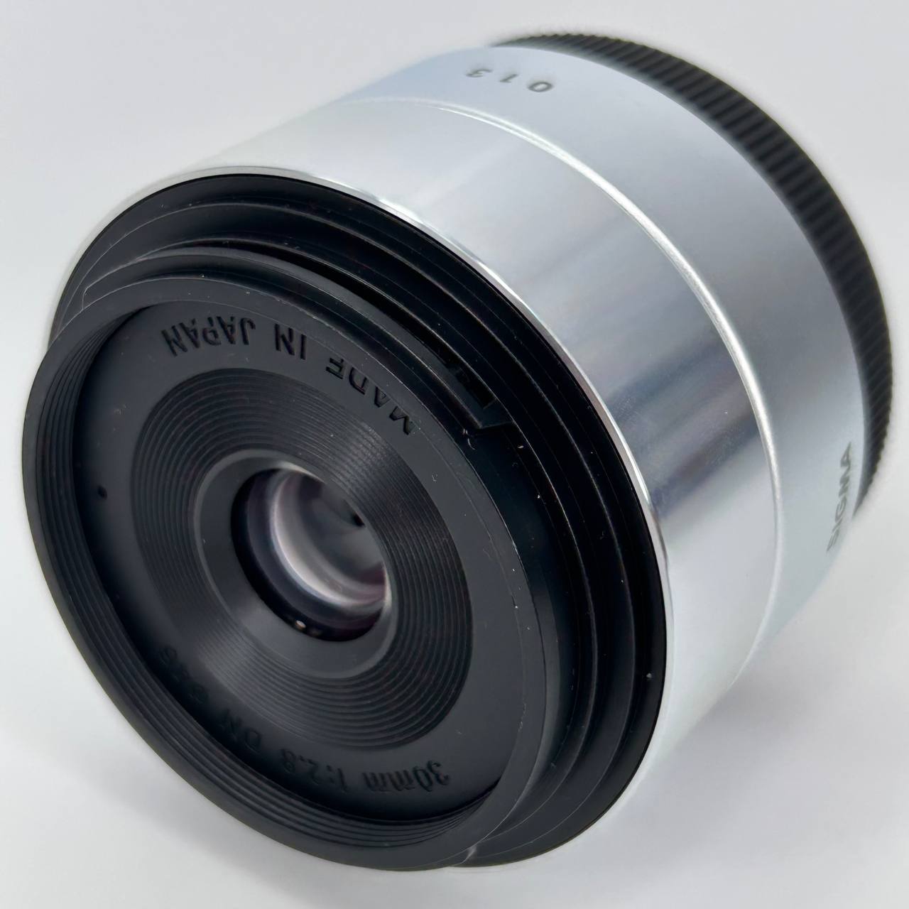 Sigma 30mm f/2.8 DN ART - Attacco Sony E