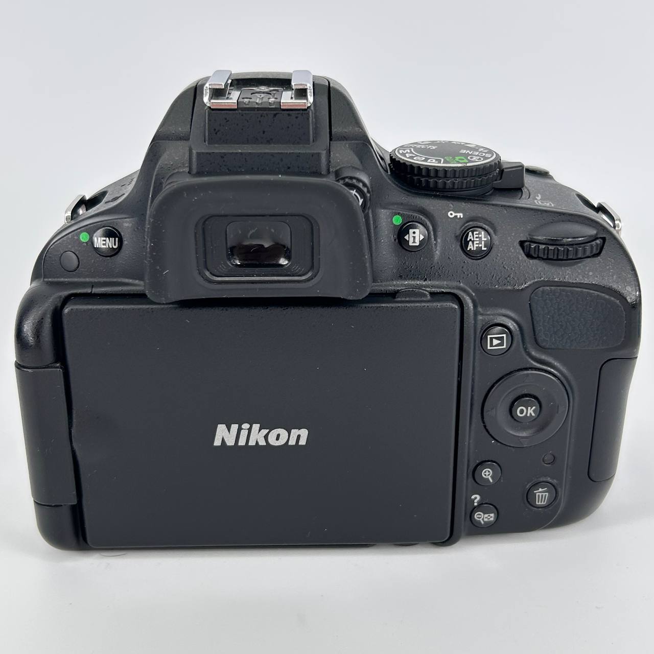 Nikon D5100