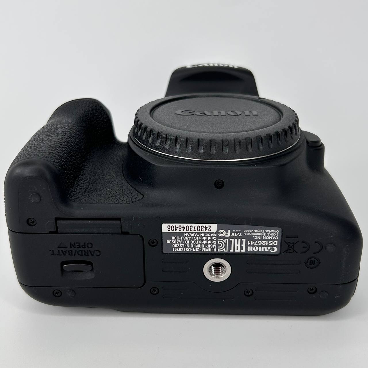 Canon EOS 2000D
