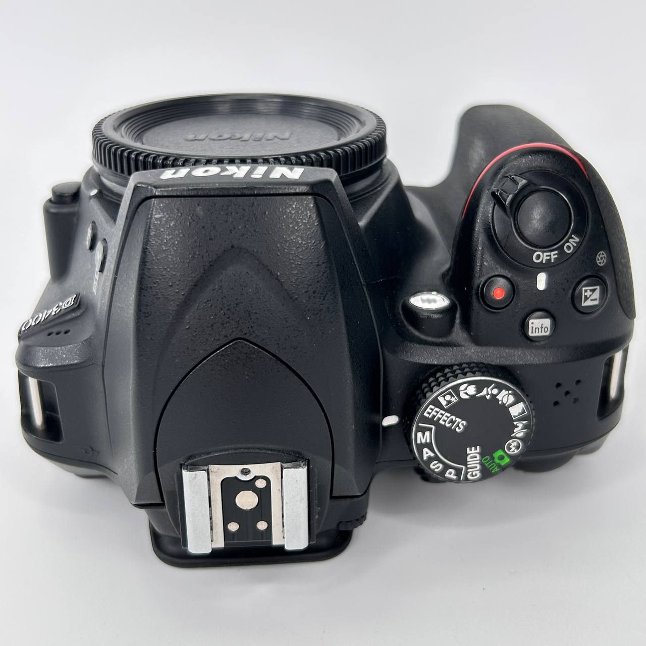 Nikon D3400