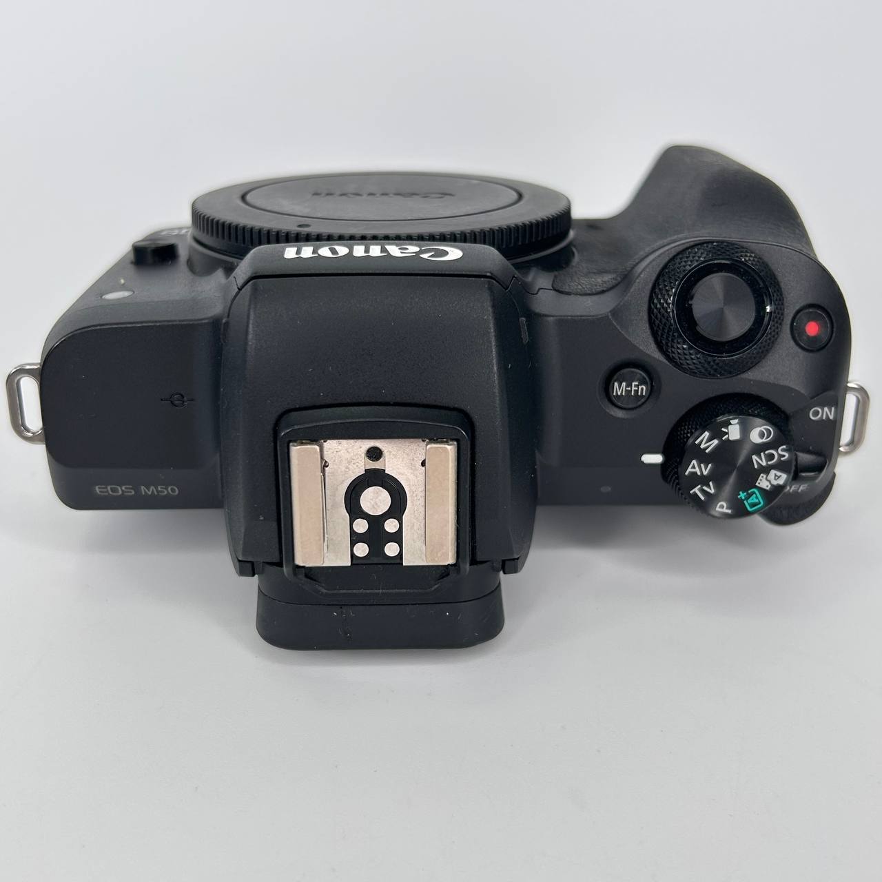 Canon EOS M50
