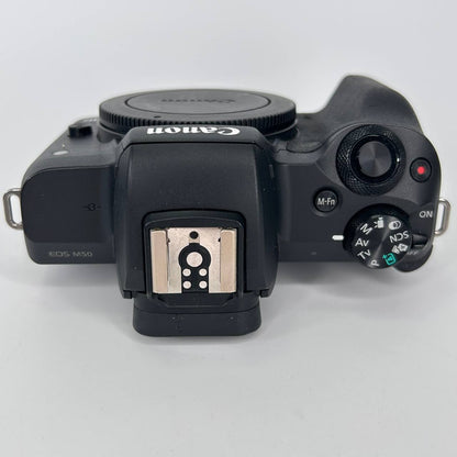 Canon EOS M50
