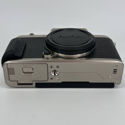 Fujifilm X-T100