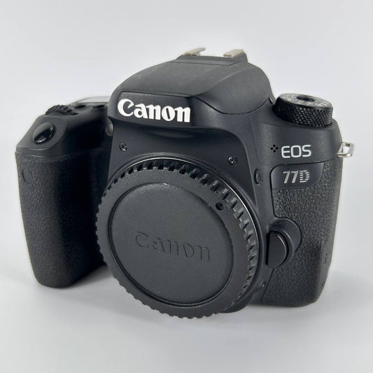 Canon EOS 77D