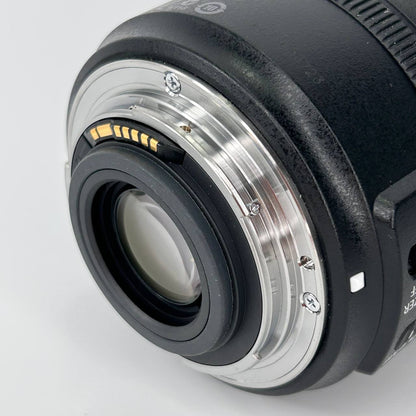 Canon EF-S 15-85mm f/3.5-5.6 IS USM