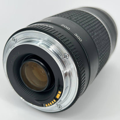 Canon EF 75-300mm f/4-5.6 III USM