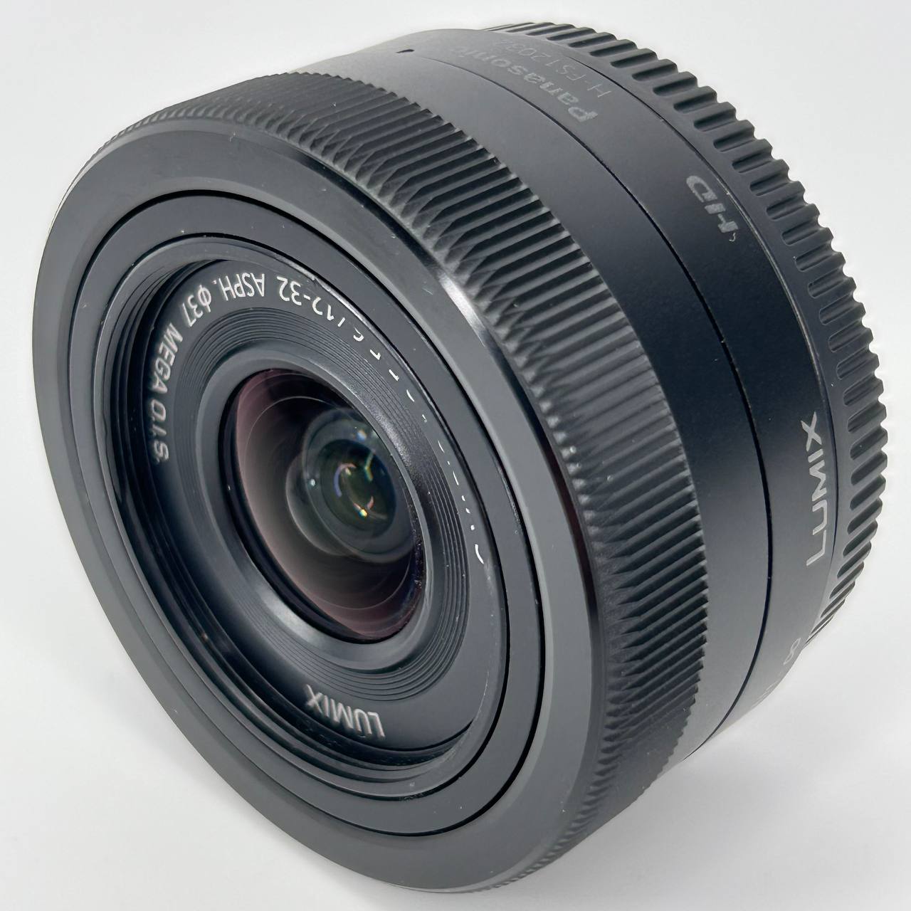 Panasonic Lumix G Vario 12-32mm f/3.5-5.6 ASPH Mega O.I.S.