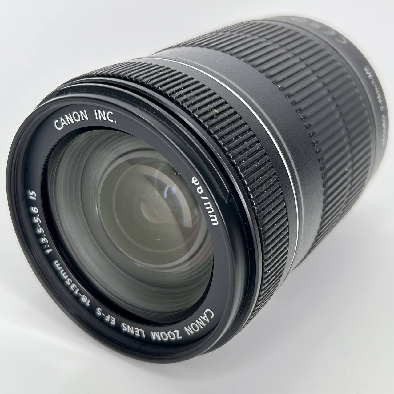 Canon EF-S 18-135mm f/3.5-5.6 IS