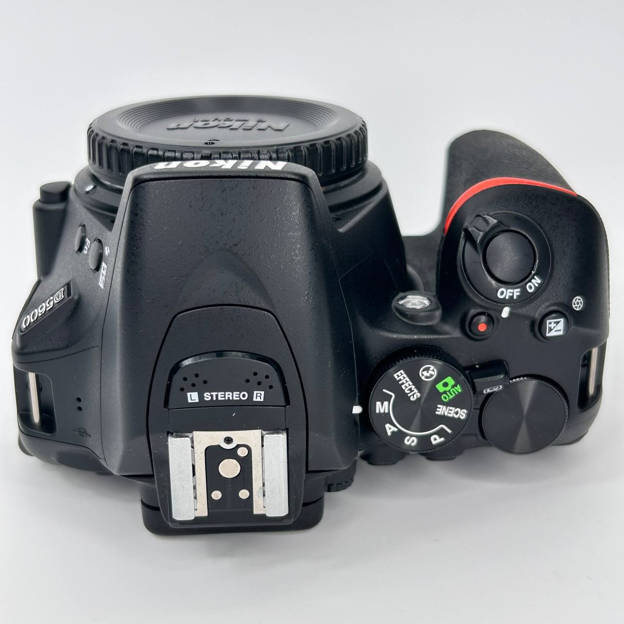 Nikon D5600