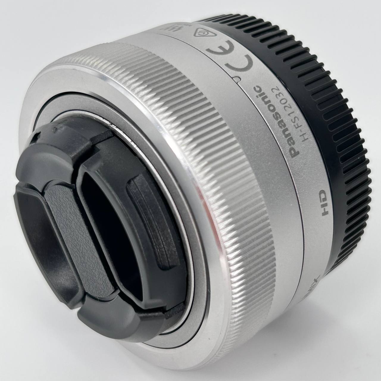 Panasonic Lumix G Vario 12-32mm f/3.5-5.6 ASPH Mega O.I.S.