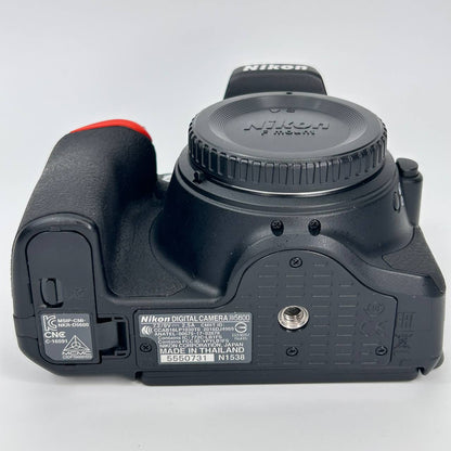 Nikon D5600
