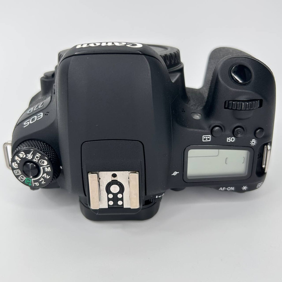 Canon EOS 77D