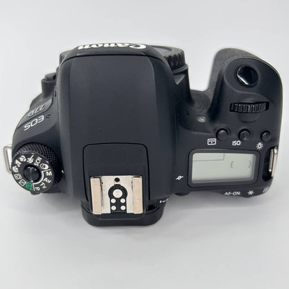 Canon EOS 77D