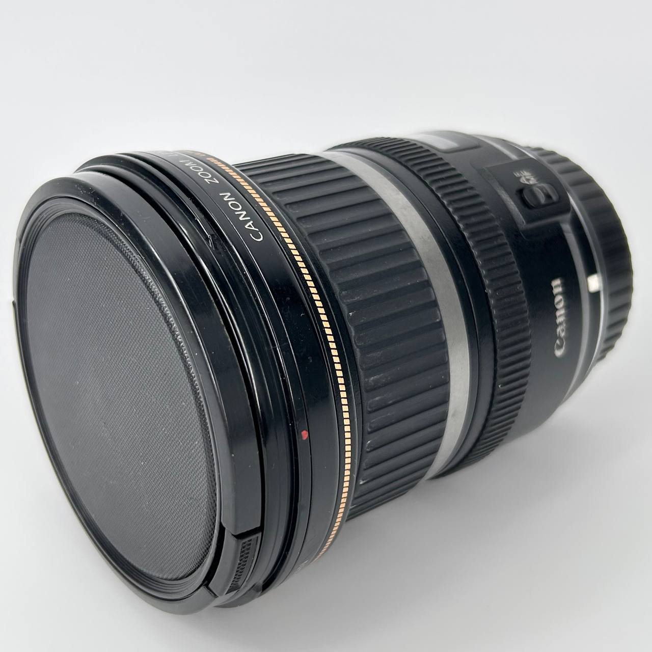 Canon EF-S 18-135mm f/3.5-5.6 IS