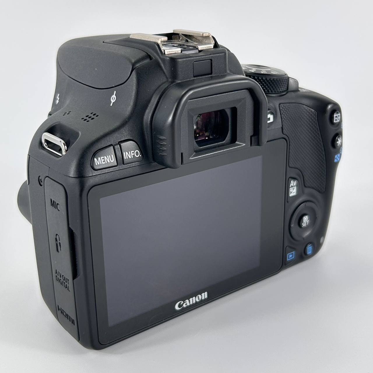 Canon EOS 100D