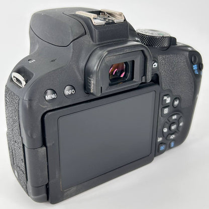 Canon EOS 800D