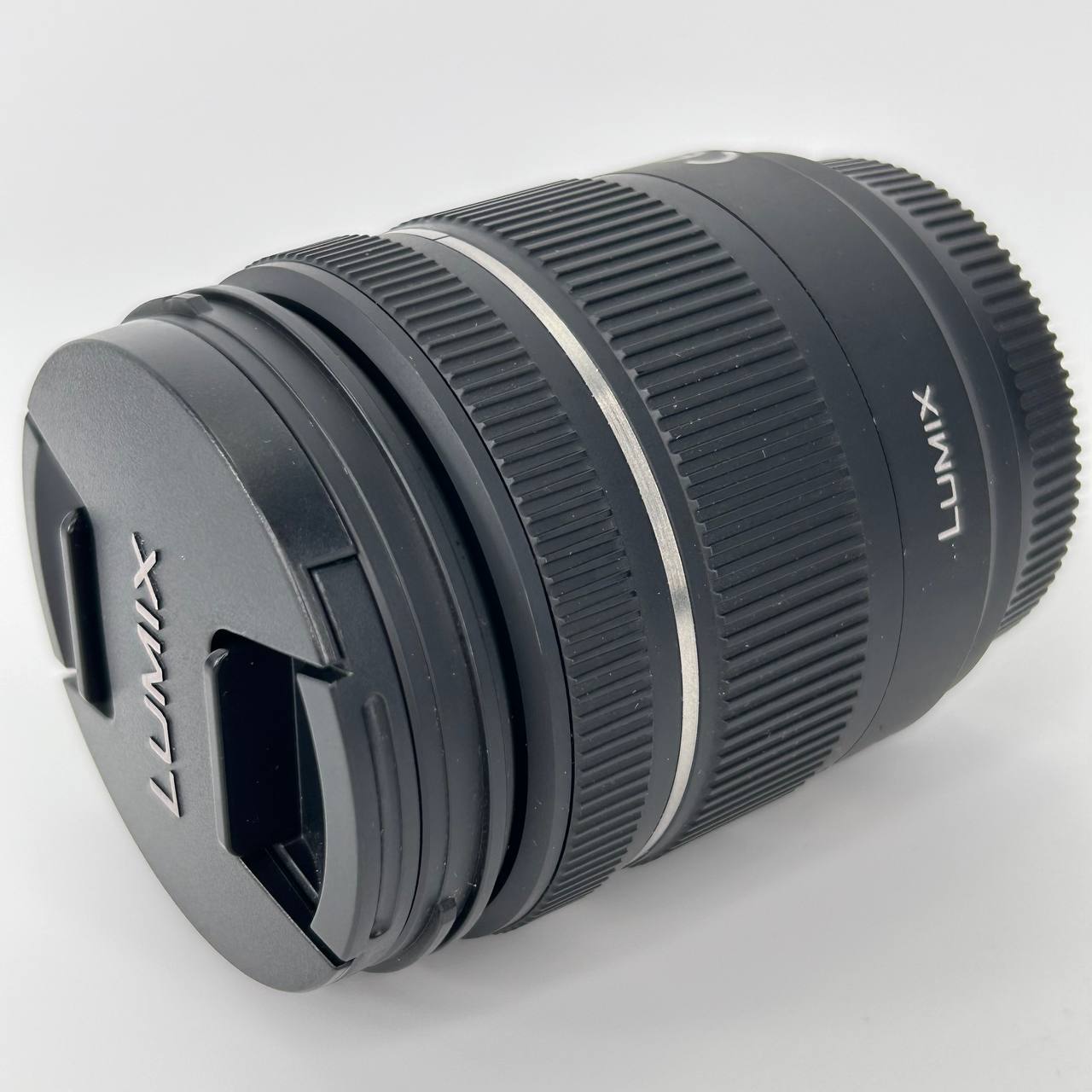 Panasonic Lumix G Vario 14-42mm f/3.5-5.6 ASPH Mega O.I.S.
