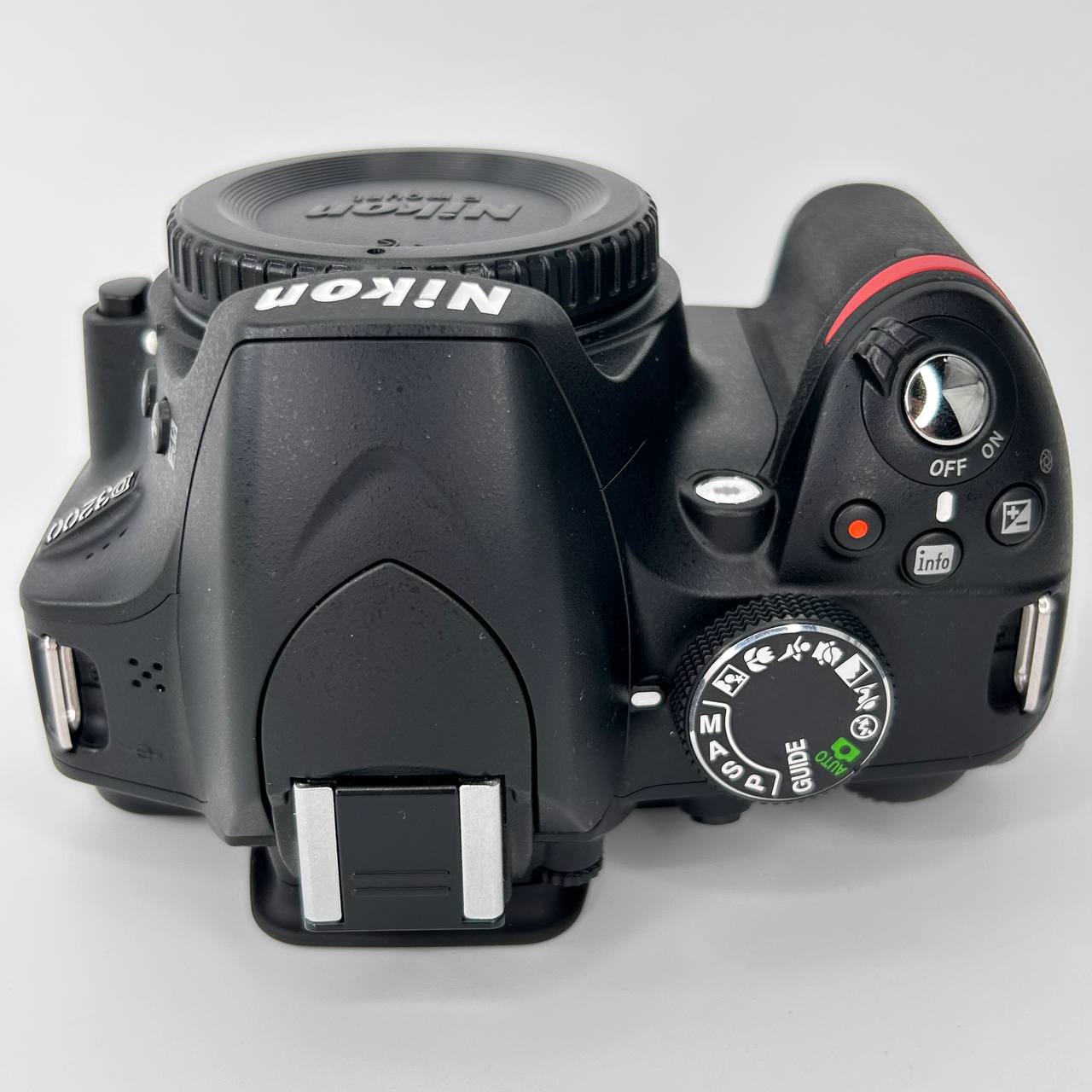Nikon D3200 Kit + AF-S DX 18-55 VR II