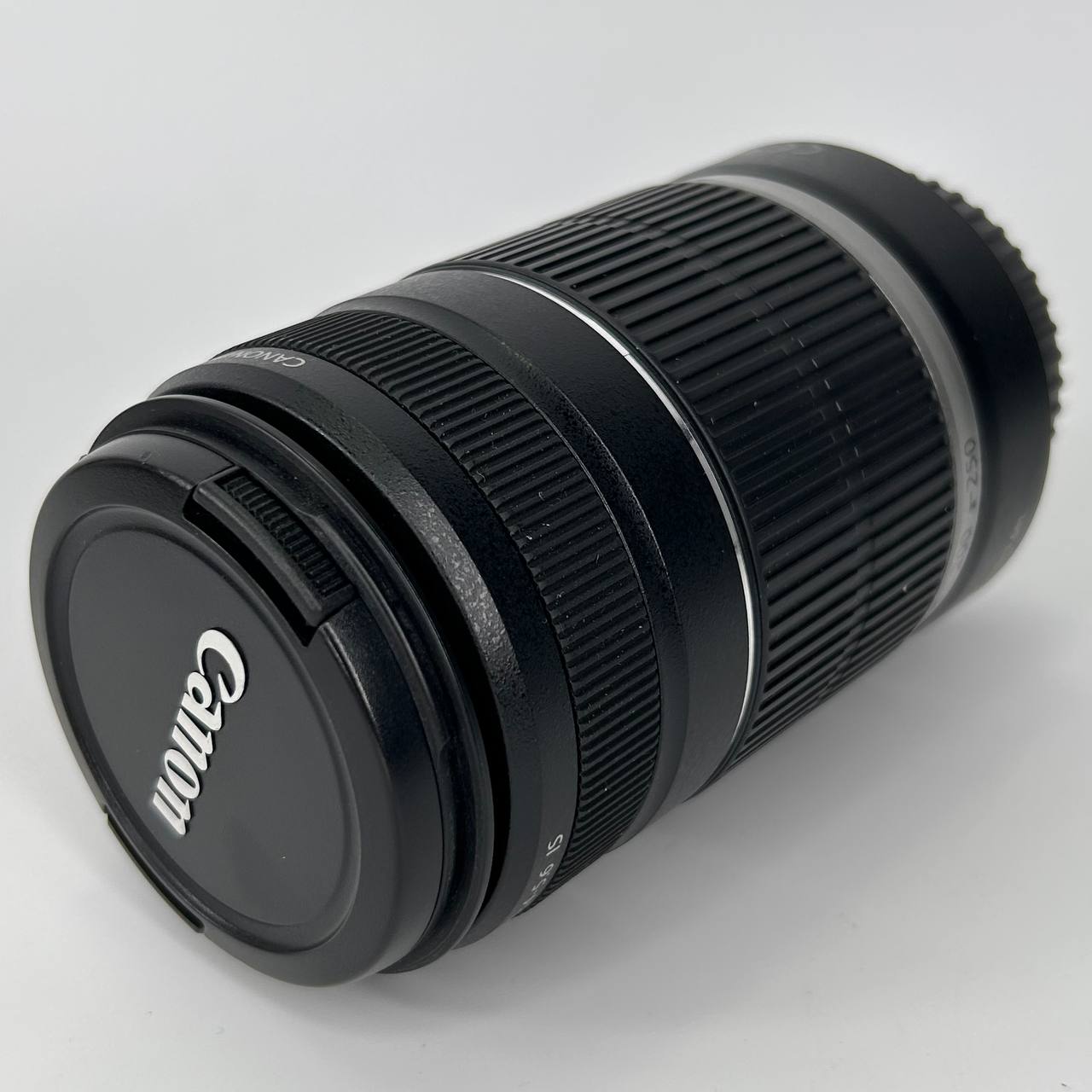 Canon EF-S 55-250mm f/4-5.6 IS