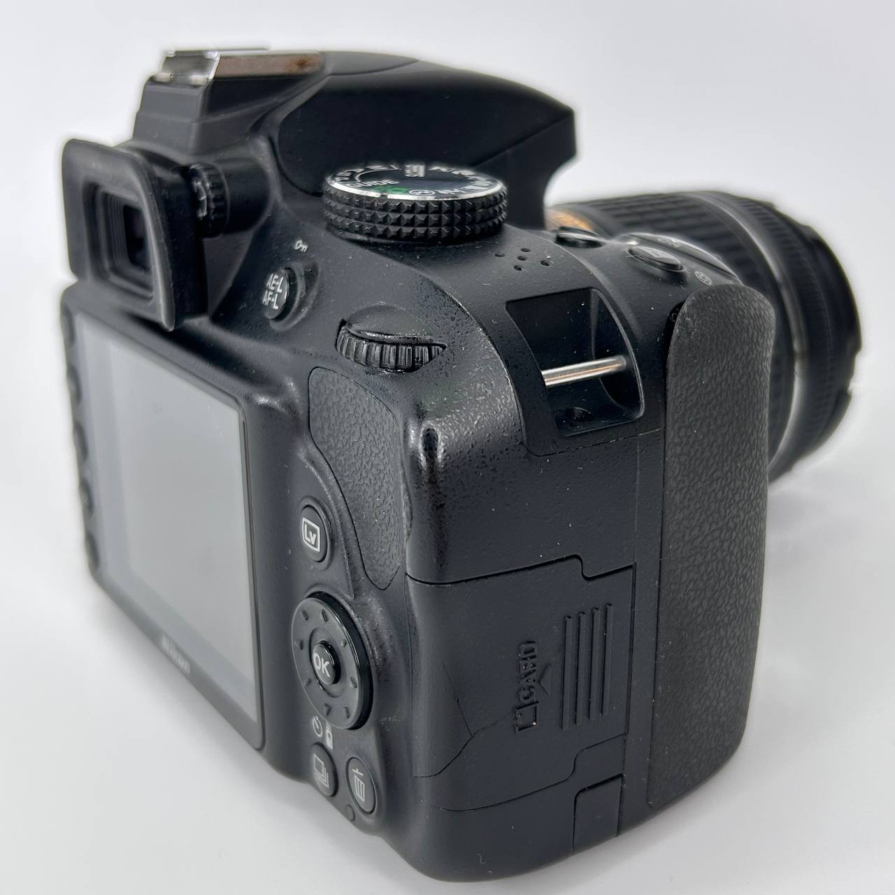 Nikon D3300 + AF-P DX 18-55mm G