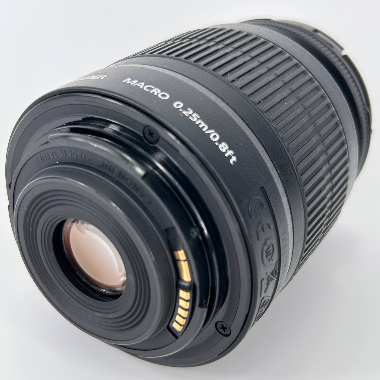 Canon EF-S 18-55mm f/3.5-5.6 IS II