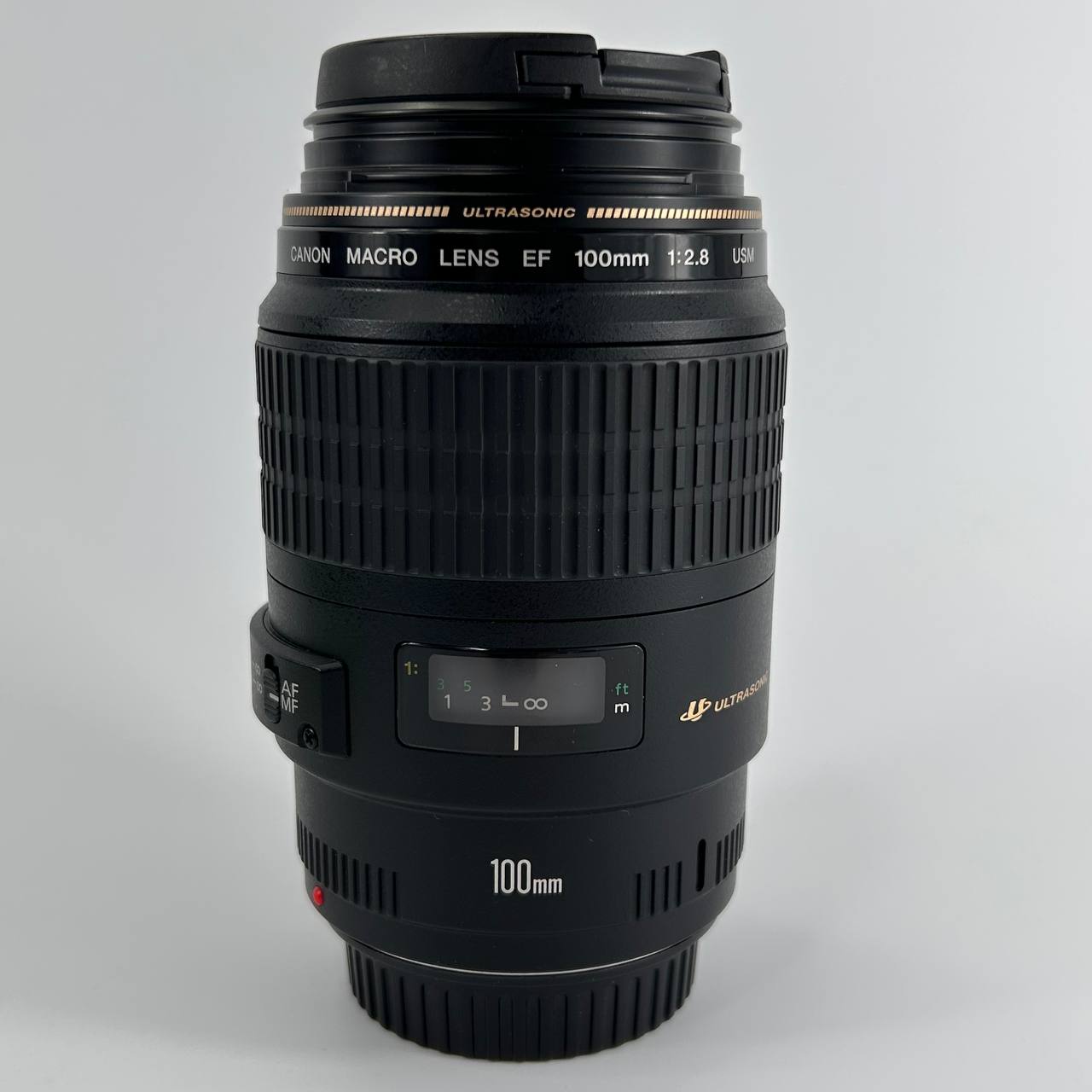 Canon EF 100mm f/2.8 Macro USM