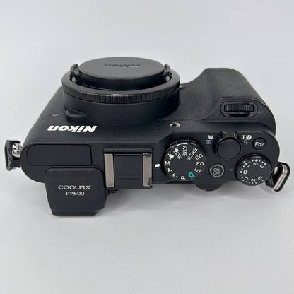 Nikon Coolpix P7800