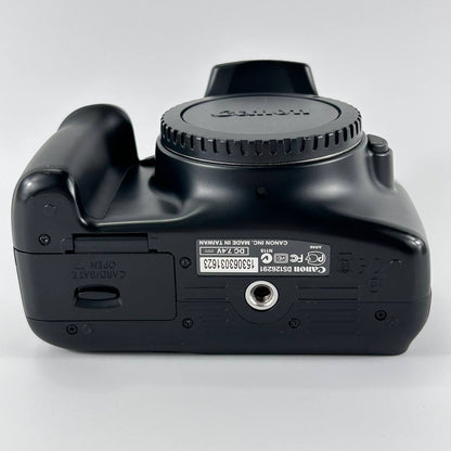 Canon EOS 1100D