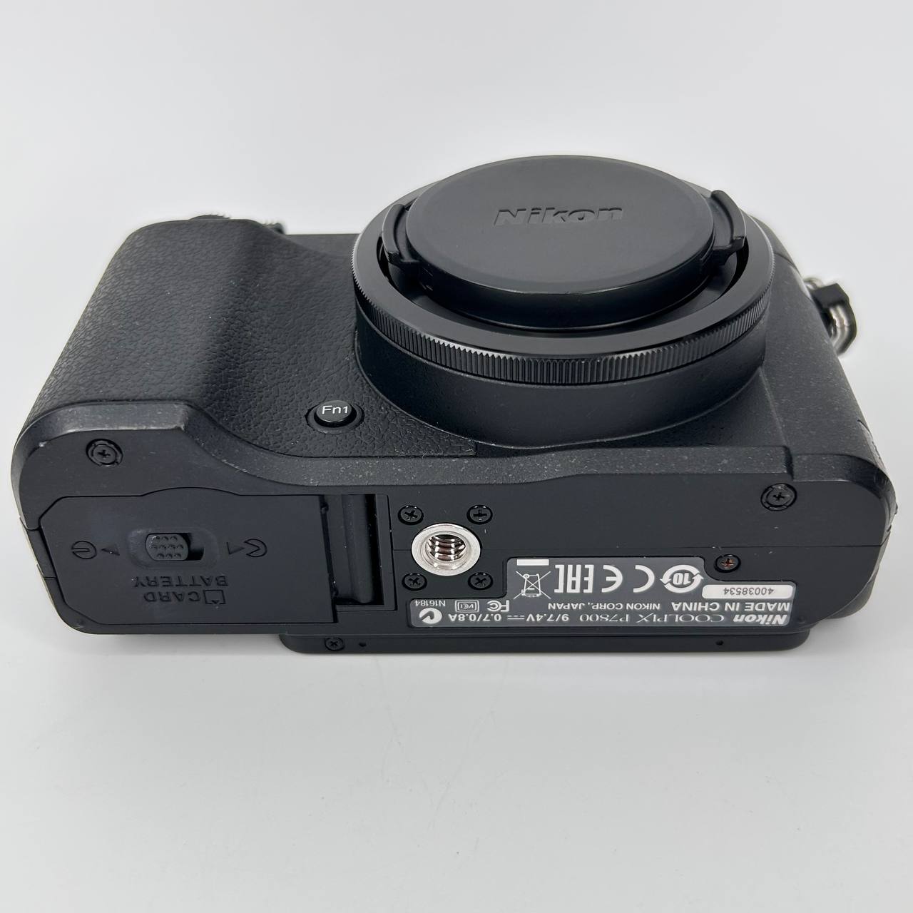 Nikon Coolpix P7800