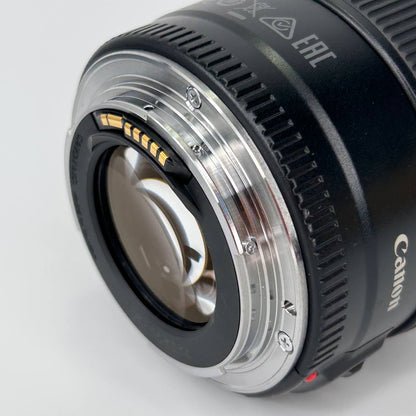 Canon EF 85mm f/1.8 USM