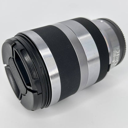 Sony E 18-200mm f/3.5-6.3 OSS