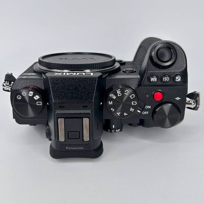 Panasonic Lumix DC-S5D