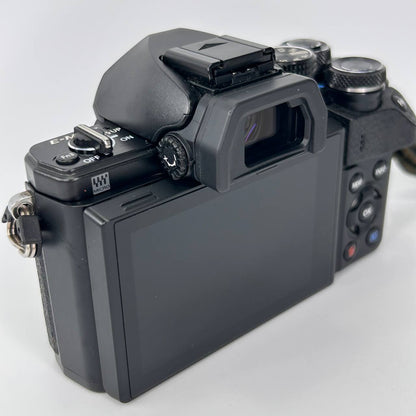 Olympus OM-D E-M10 Mark II
