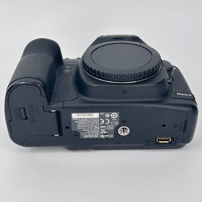 Canon EOS 5D Mark II