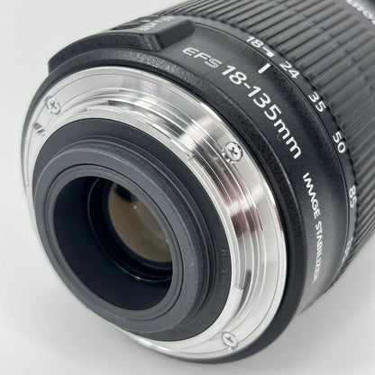 Canon EF-S 18-135mm f/3.5-5.6 IS