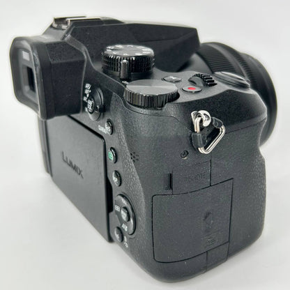 Panasonic Lumix DMC-FZ2000