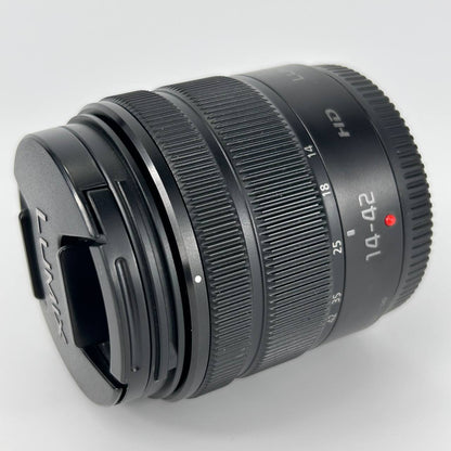 Panasonic Lumix G Vario 14-42mm f/3.5-5.6 ASPH Mega O.I.S.