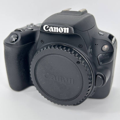 Canon EOS 200D usata garantita