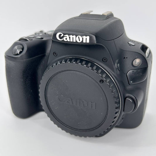 Canon EOS 200D usata garantita