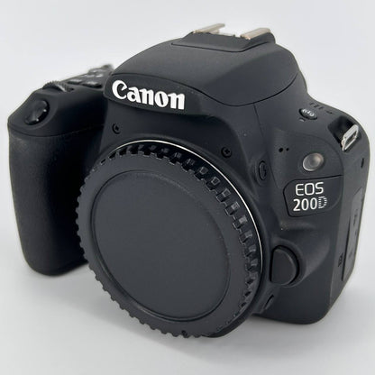 Canon EOS 200D usato garantito - garanzia 12 mesi estendibile a 24