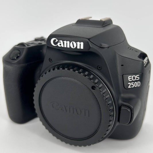 Canon EOS 250D usata reflex perfettamente funzionante